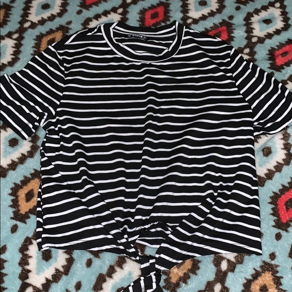 Crop Shirt with front tie